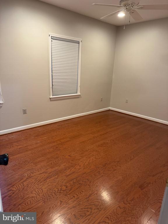 Building Photo - 2540 Fairfax Dr