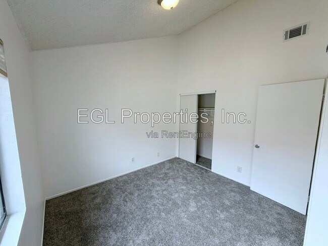 Building Photo - 18146 American Beauty Dr
