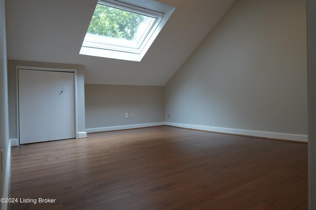 Building Photo - 2541 Cherokee Pkwy