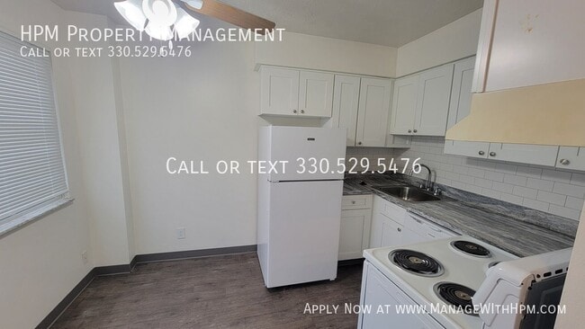 Building Photo - 159 W Overdale Dr