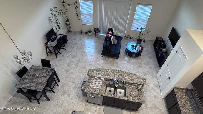 Building Photo - 759 Simeon Dr