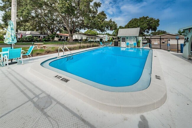 Building Photo - 1000 Crane Ct