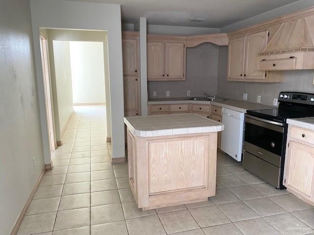 Building Photo - 25 I N St