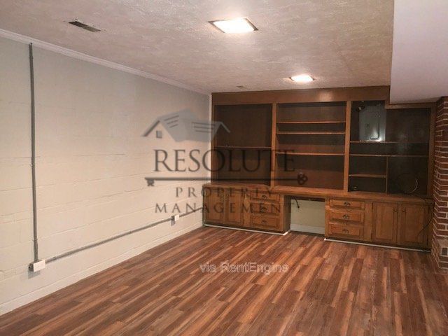 Building Photo - 4812 Radcliff Rd