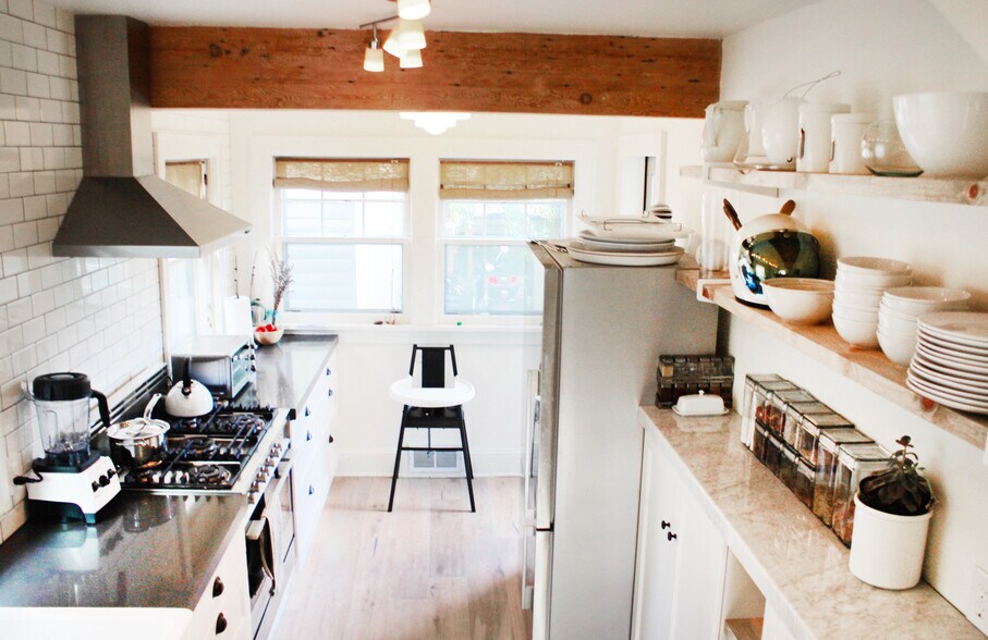 Windows on every side makes for some breathtaking shows of natural light and shadows throughout the seasons. - 2635 NE 30th Ave