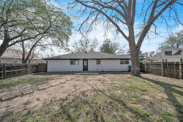 Building Photo - 600 N Mill St