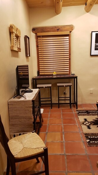 Building Photo - 28 San Marcos Rd W