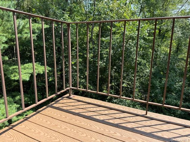 Building Photo - 276 Temple Hill Rd