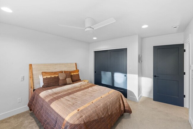 Building Photo - 85 Haverly St