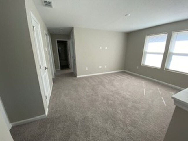 Building Photo - Leesburg 3 Bed, 2 Bath