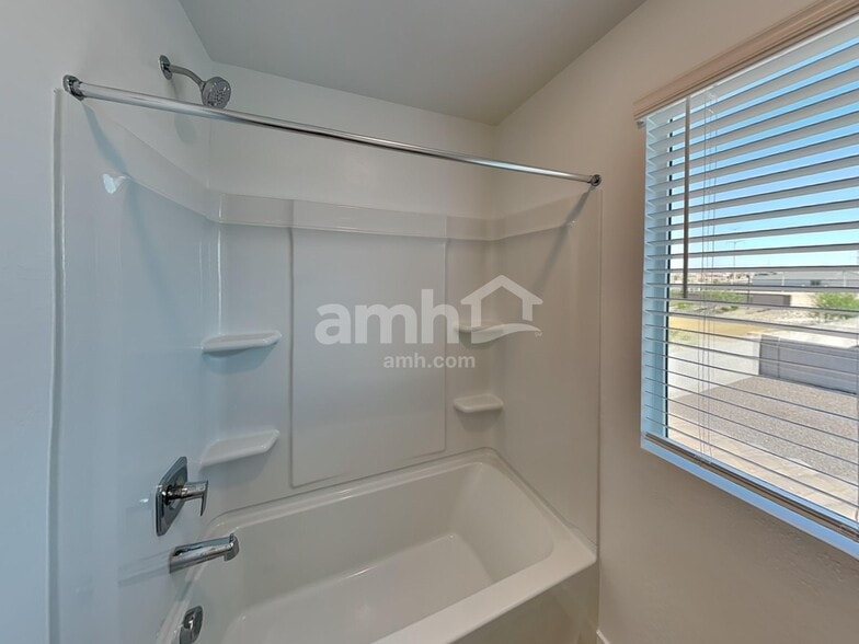 Building Photo - 4415 S 97th Dr
