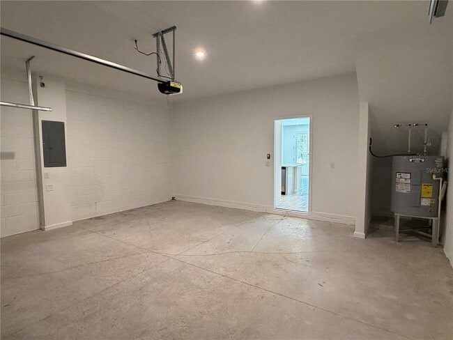 Building Photo - 9976 Red Canoe Aly