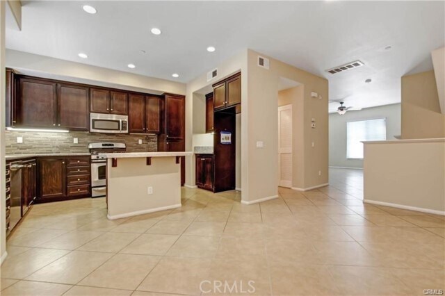 Building Photo - 12347 Claredon Dr