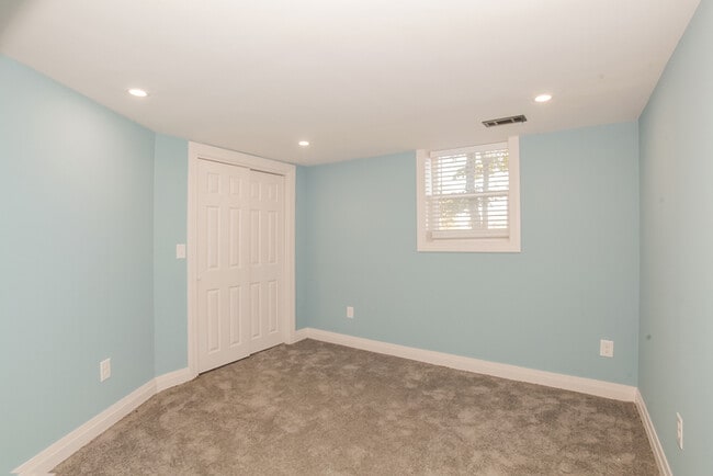 Building Photo - 3064 McHenry Ave