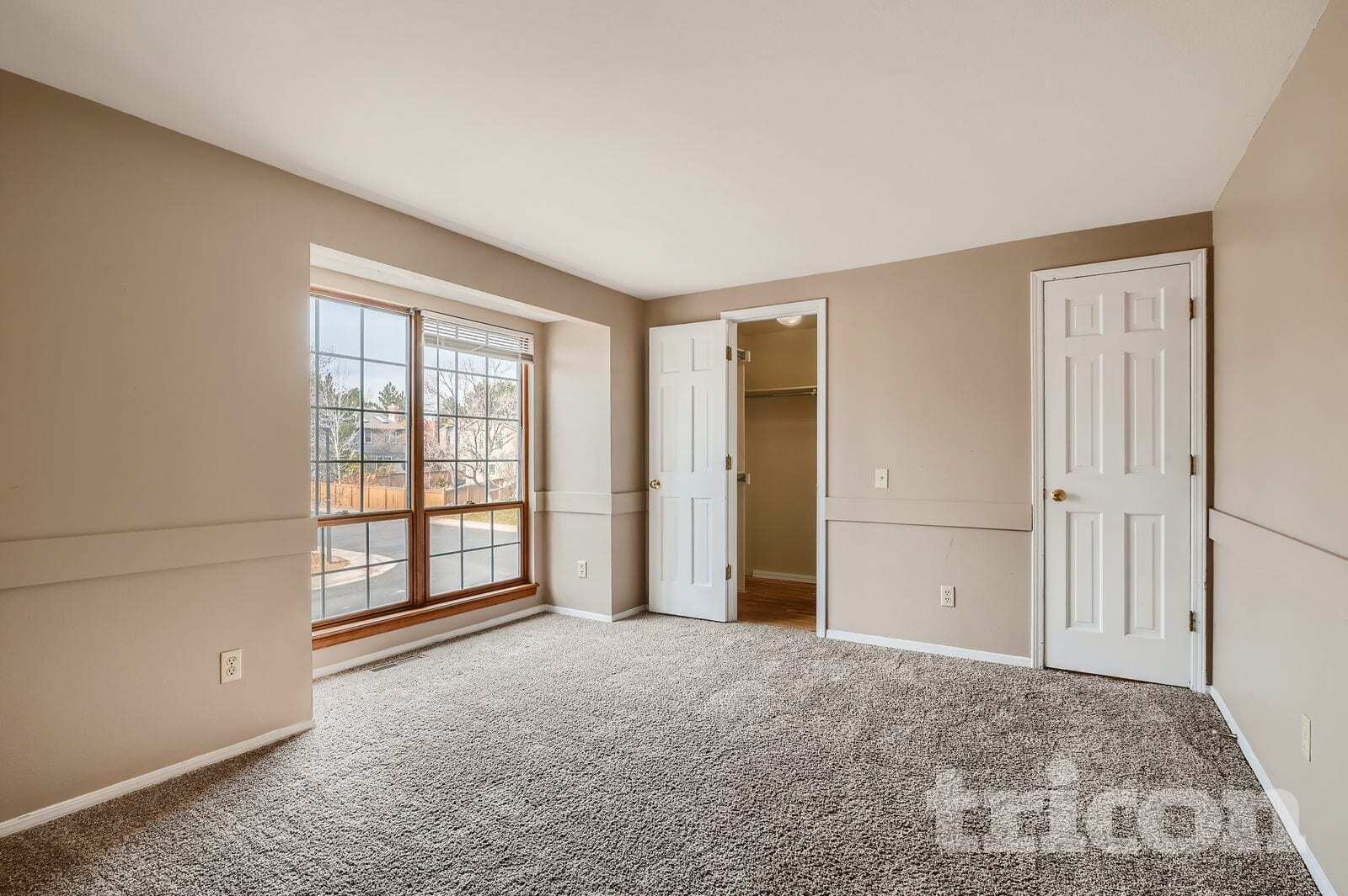 Building Photo - 5752 S Ouray Ct