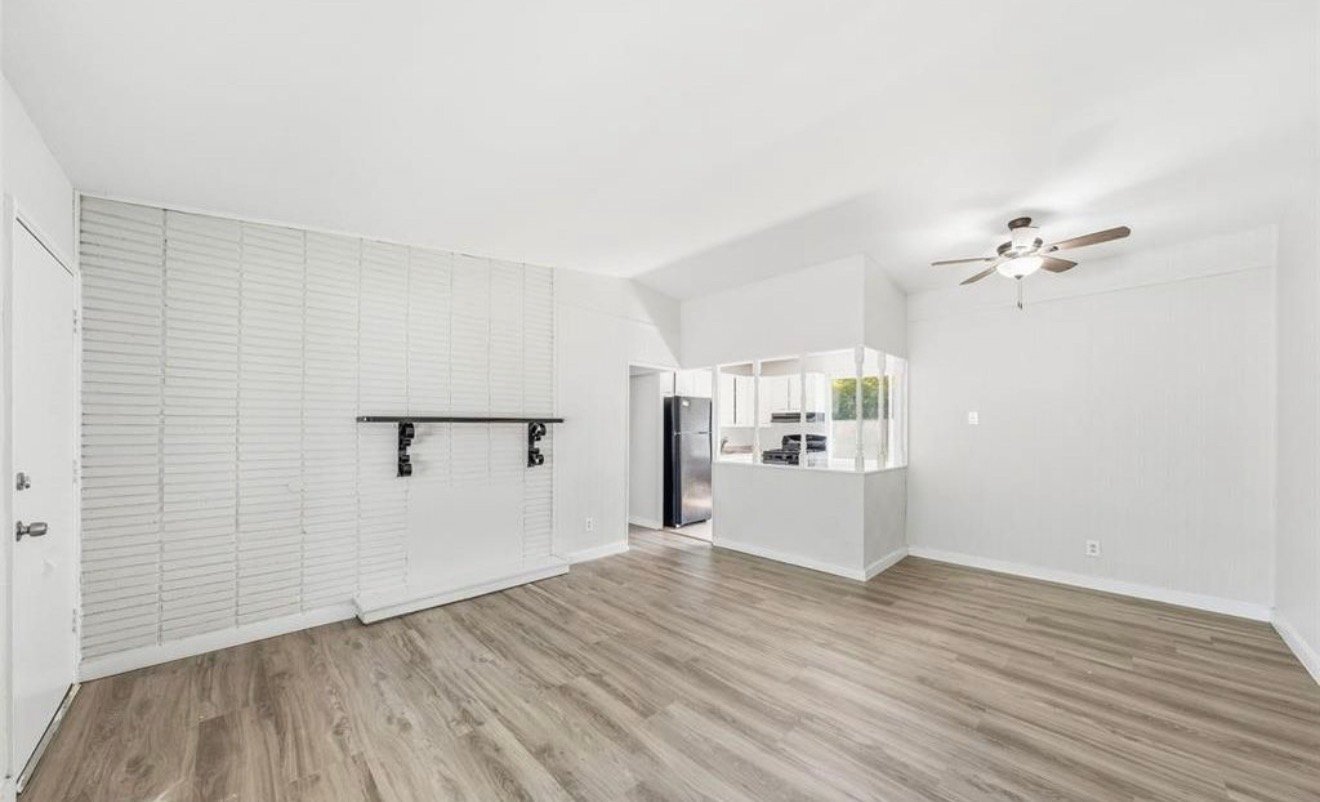 Building Photo - 9828 Omega Dr