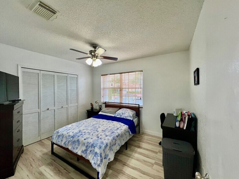 Building Photo - 14610 SW 171st Terrace