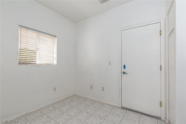 Building Photo - 10709 Shackleton Dr