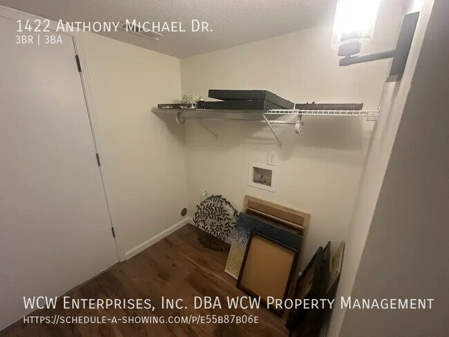 Building Photo - 1422 Anthony Michael Dr