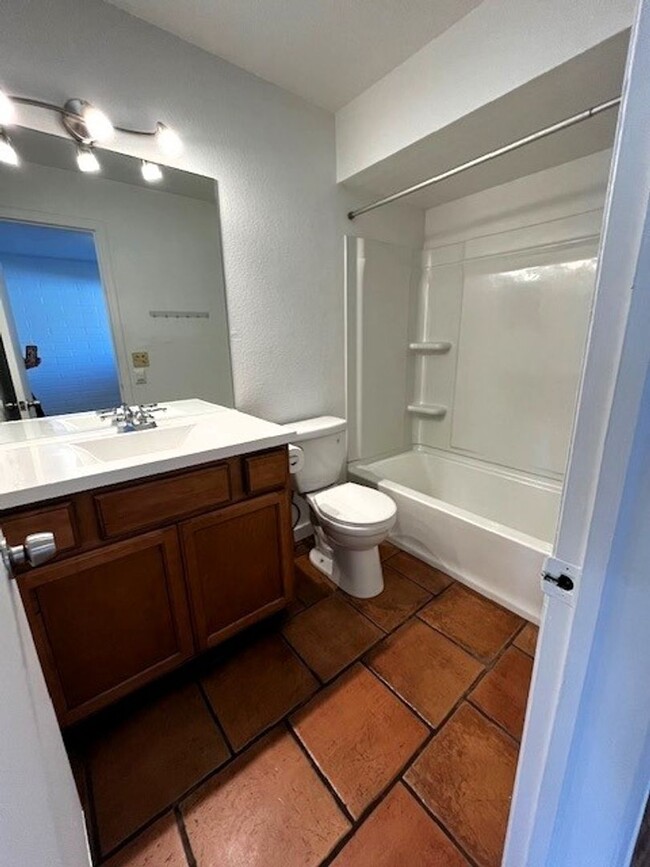 Building Photo - Long Term Rental- 791C Riverbend Condos- M...
