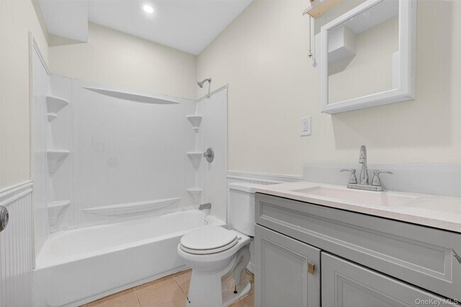 Building Photo - 149 Lewis Ln