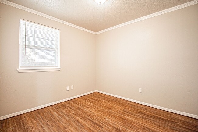 Building Photo - Great 3 Bed 2 Bath in OKC!