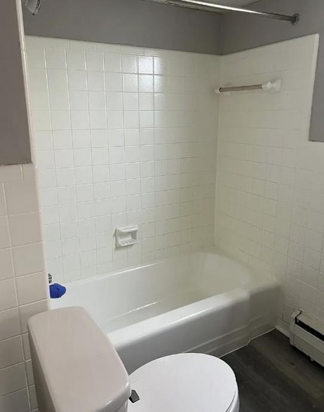 Building Photo - 7809 Dawn Rd