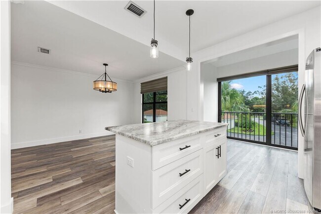 Building Photo - 13468 Harbour Ridge Blvd