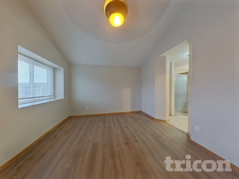 Building Photo - 7910 Camfield Cir