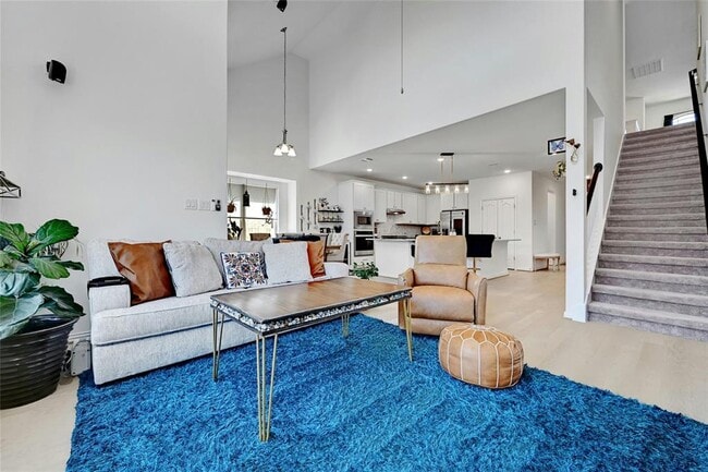 Building Photo - 303 Cherrystone Loop