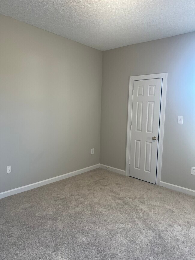 New Carpet - 3309 Whitlock Dr N