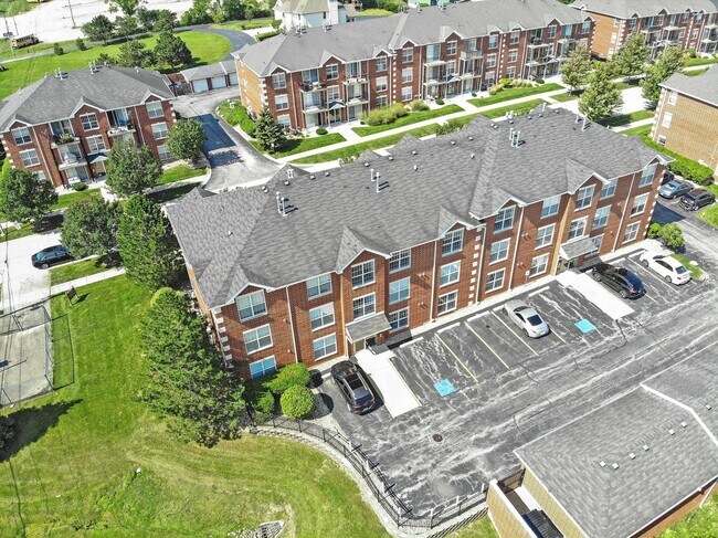 Building Photo - 16671 Liberty Cir