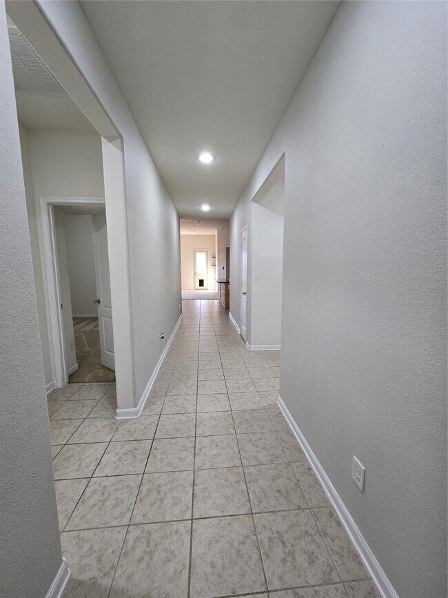 Primary Photo - 22526 Belmont Cove Ln