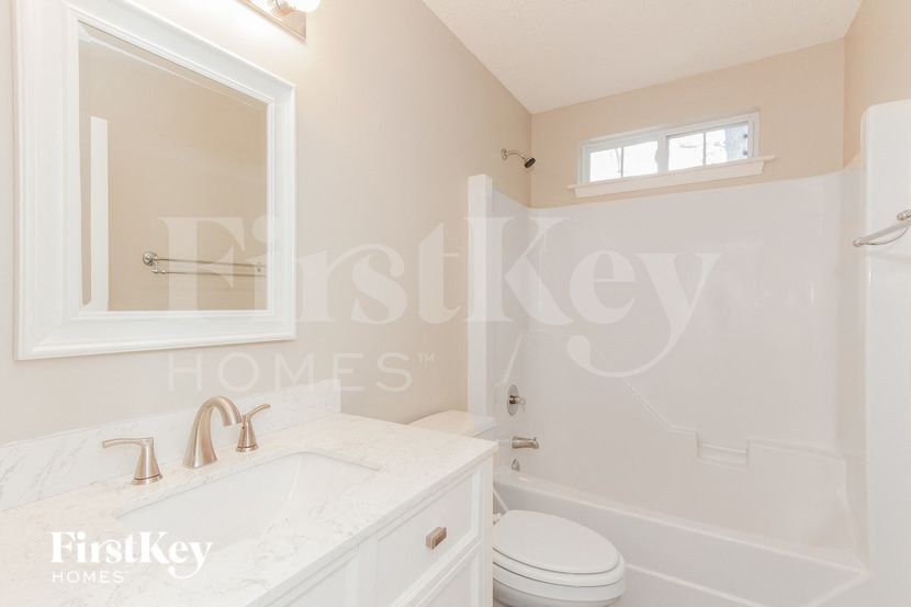 Building Photo - 7336 Rock Island Rd