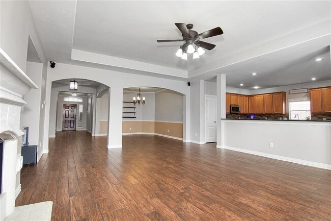 Building Photo - 3014 Brahman Dr