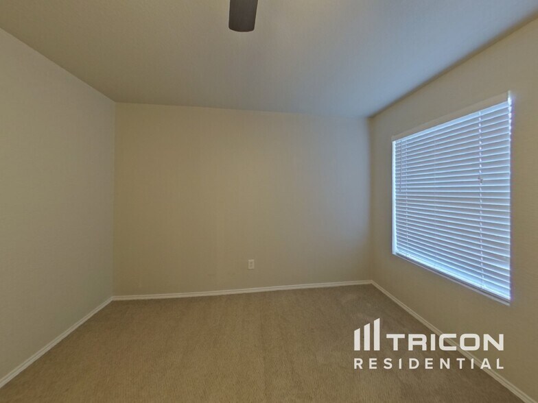 Building Photo - 4908 Parkrise Dr