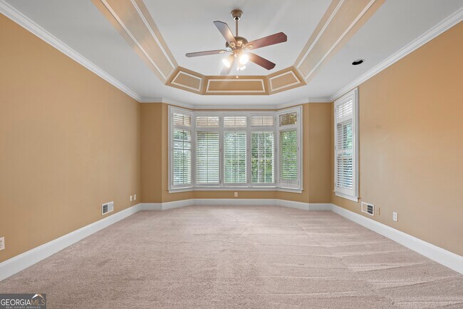 Building Photo - 235 Smokerise Trce