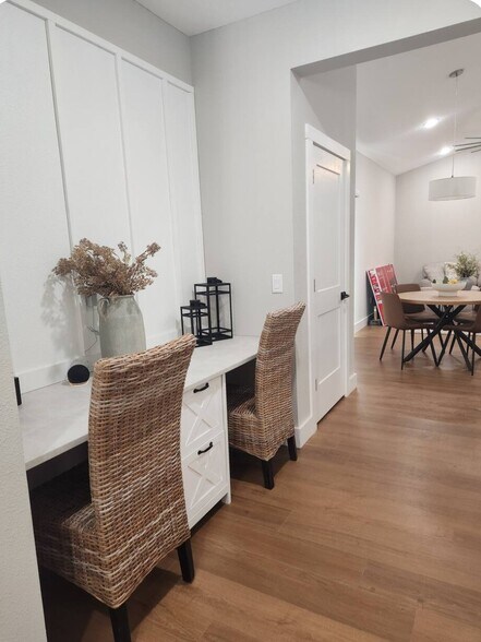 Office - 6384 W Flanders Ln