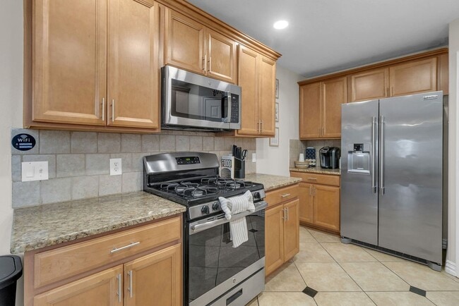 Building Photo - 746 Cape Cottage Ln