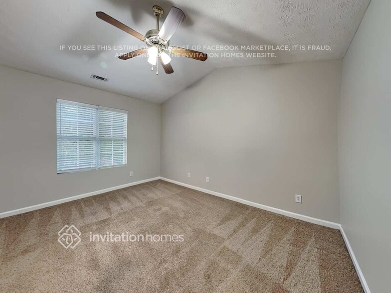 Building Photo - 8445 Deliah Way