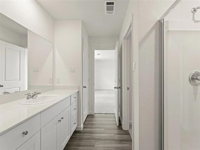 Building Photo - 5909 Sahara Dr