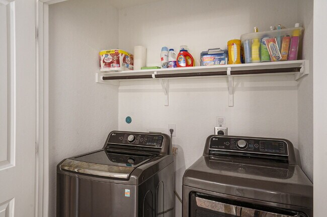 Building Photo - **First Month Rent Special**50% Off First Month Rent**Call Today! "Spacious 4-Bed, 3-Bath Gem in ...