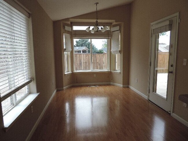 Building Photo - Golf Course home for rent, 1997 sqft, 3 be...