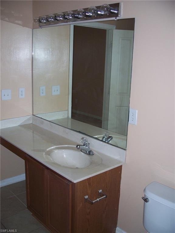 Building Photo - 216 NW 26th Ave