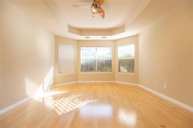 Building Photo - 4552 Oak Shores Dr