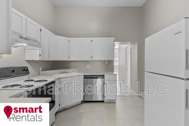 Building Photo - 1711 S 8th St