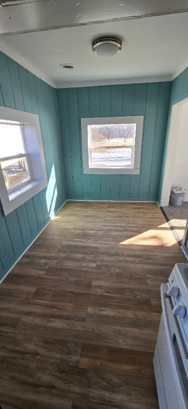 Building Photo - 120 2nd St