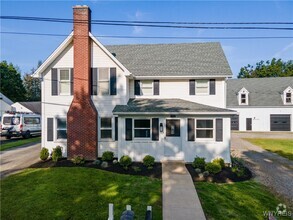 Building Photo - 6450 Chestnut Ridge Rd