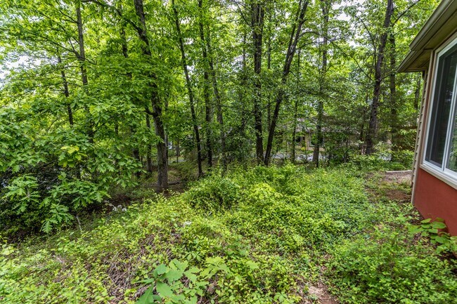 Building Photo - 1476 Gray Stone Court - Millcreek