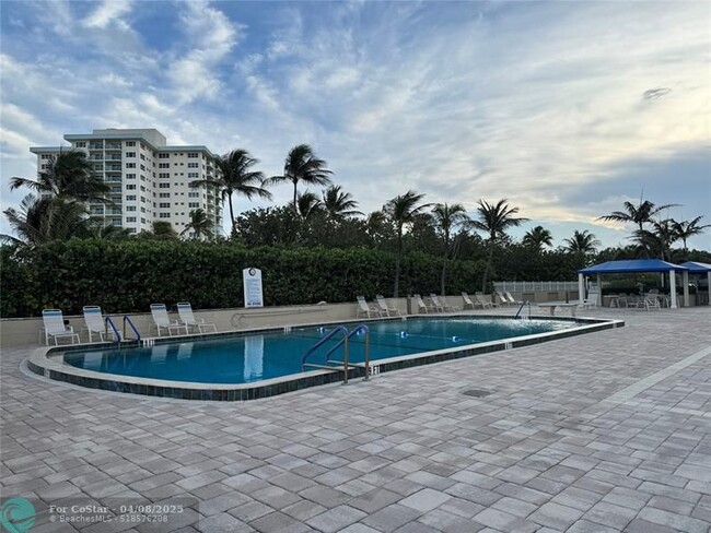 Building Photo - 2000 S Ocean Blvd